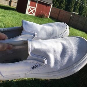 White Slip-On Vans 7.5 Men’s 9 Women’s